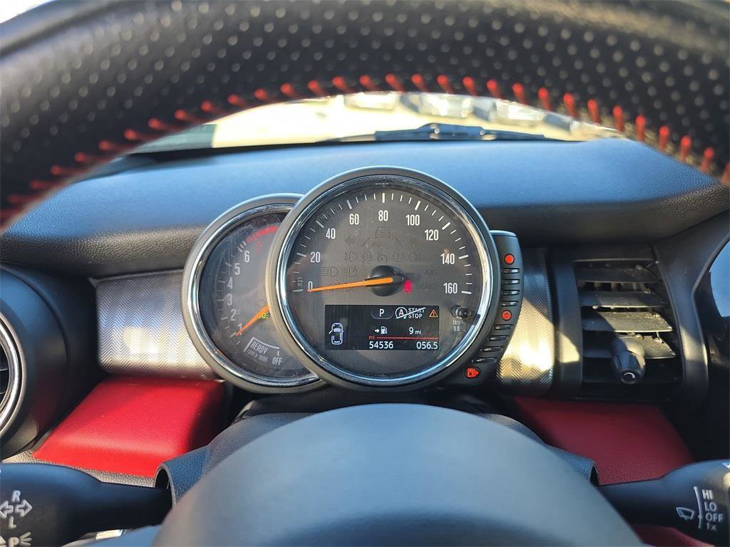 Used 2017 MINI Cooper 2-Door Hardtop image 24