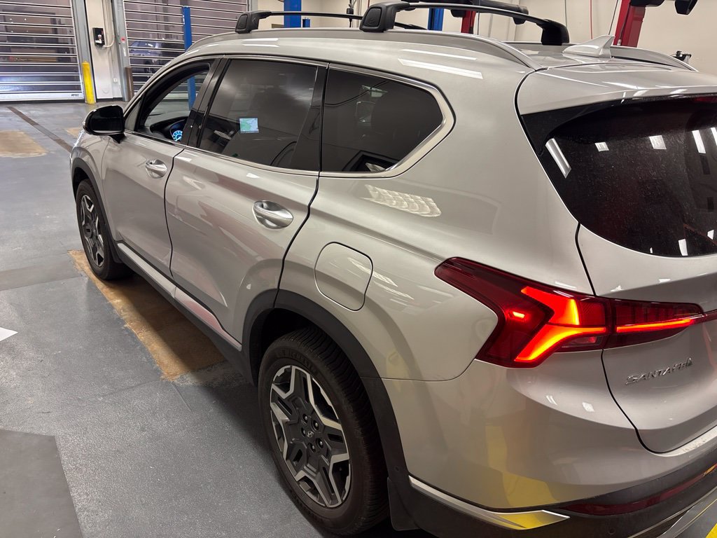 Used 2021 Hyundai Santa Fe Limited AWD/4WD image 8