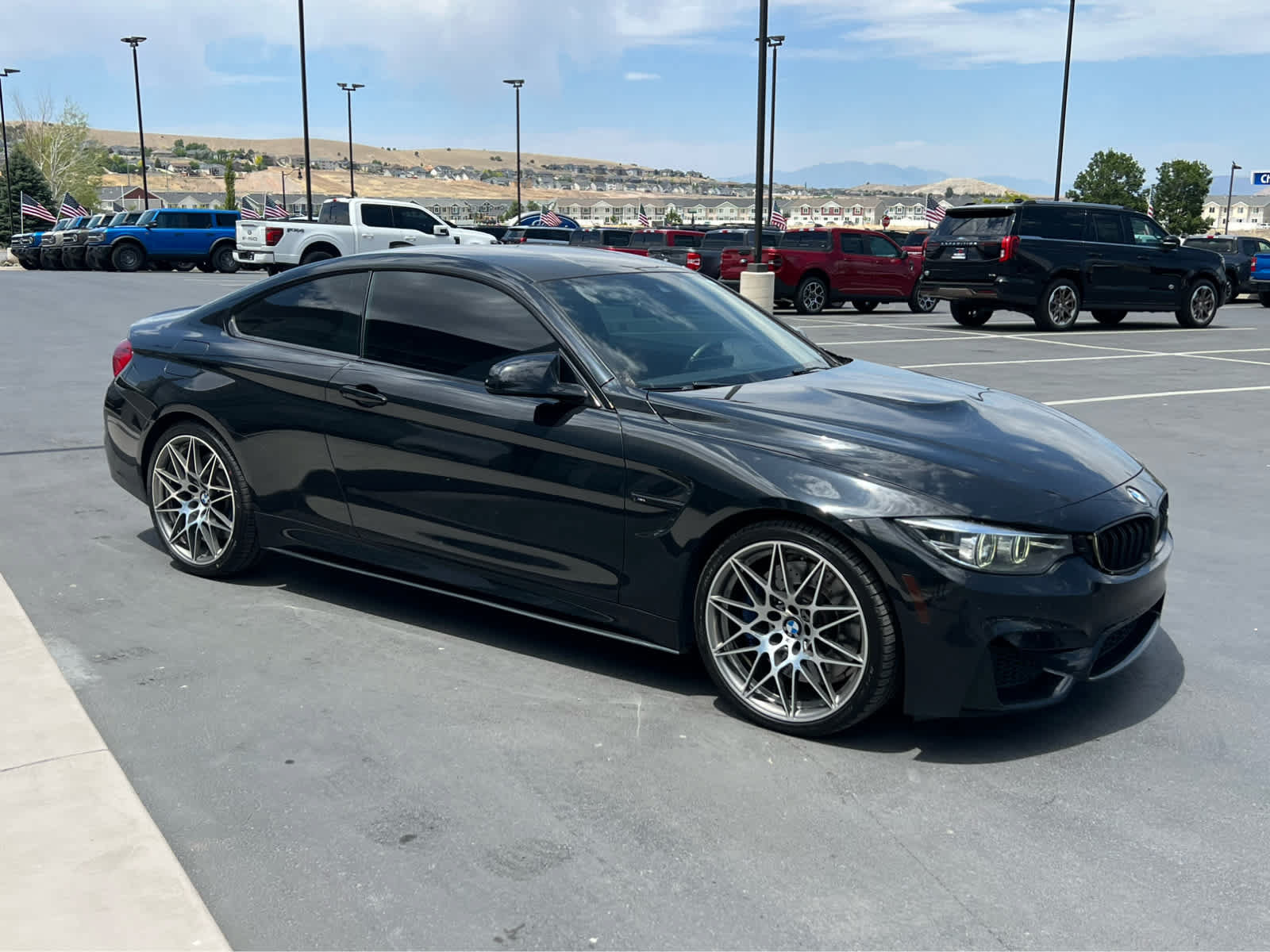 Used 2019 BMW M4 Coupe w/ Competition Package RWD image 5