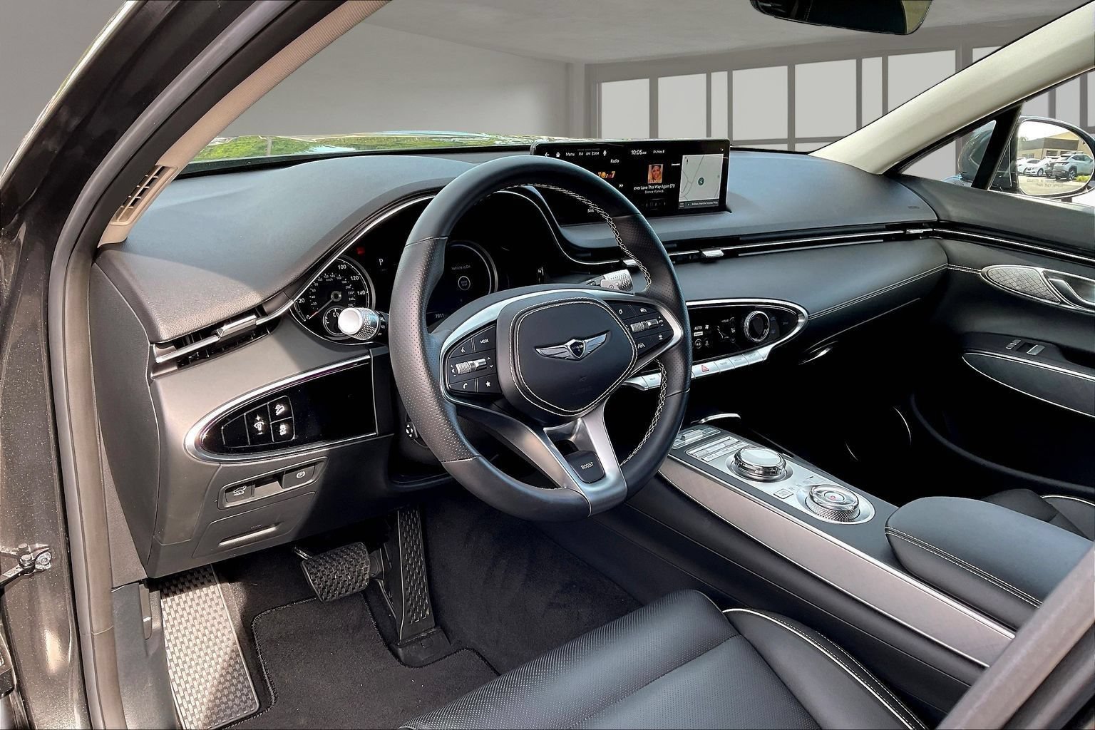 Used 2025 Genesis Electrified GV70 AWD/4WD image 17