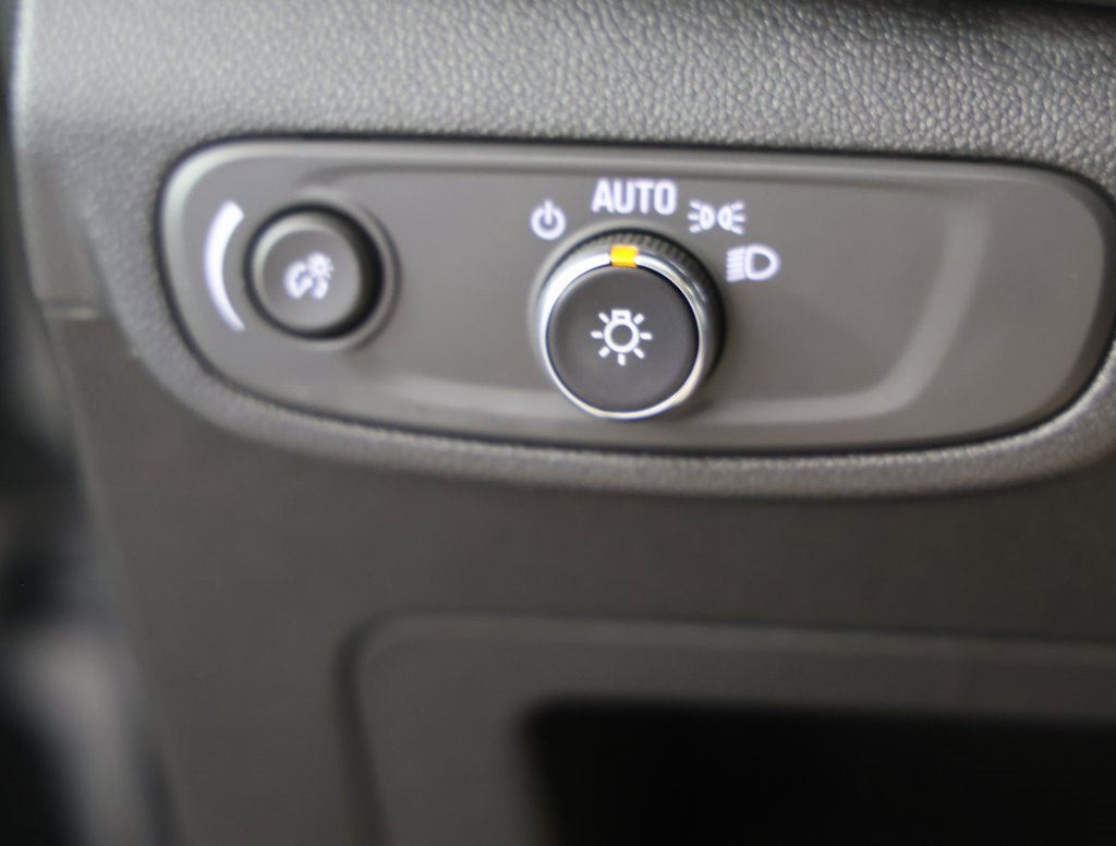 Used 2025 Chevrolet TrailBlazer LT image 27