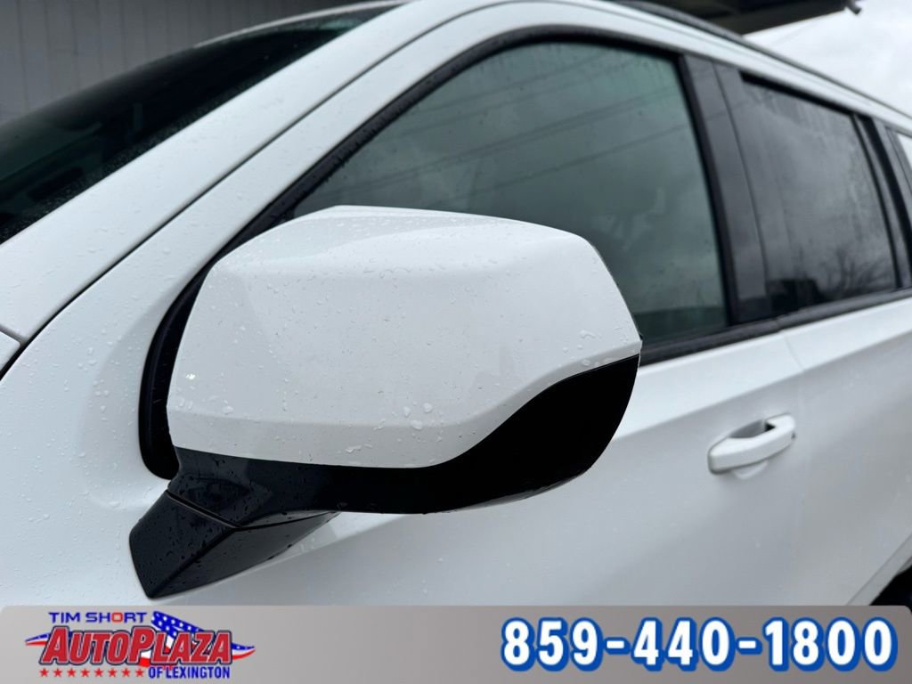 Used 2023 Chevrolet Suburban Z71 image 15