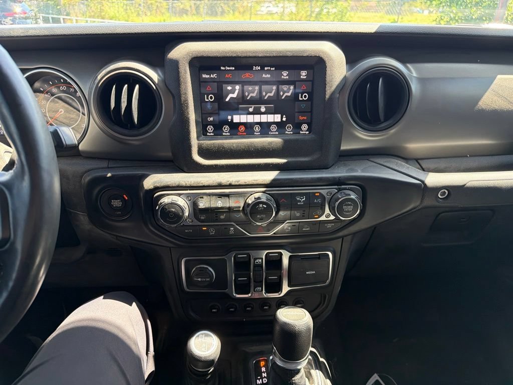 Used 2021 Jeep Gladiator Sport AWD/4WD image 13