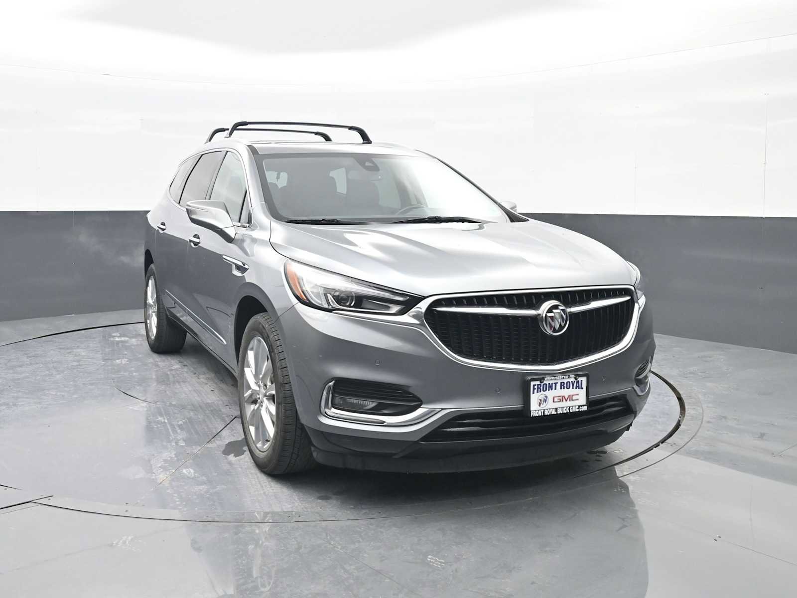 Used 2020 Buick Enclave Premium w/ Sun and Sites Package image 2