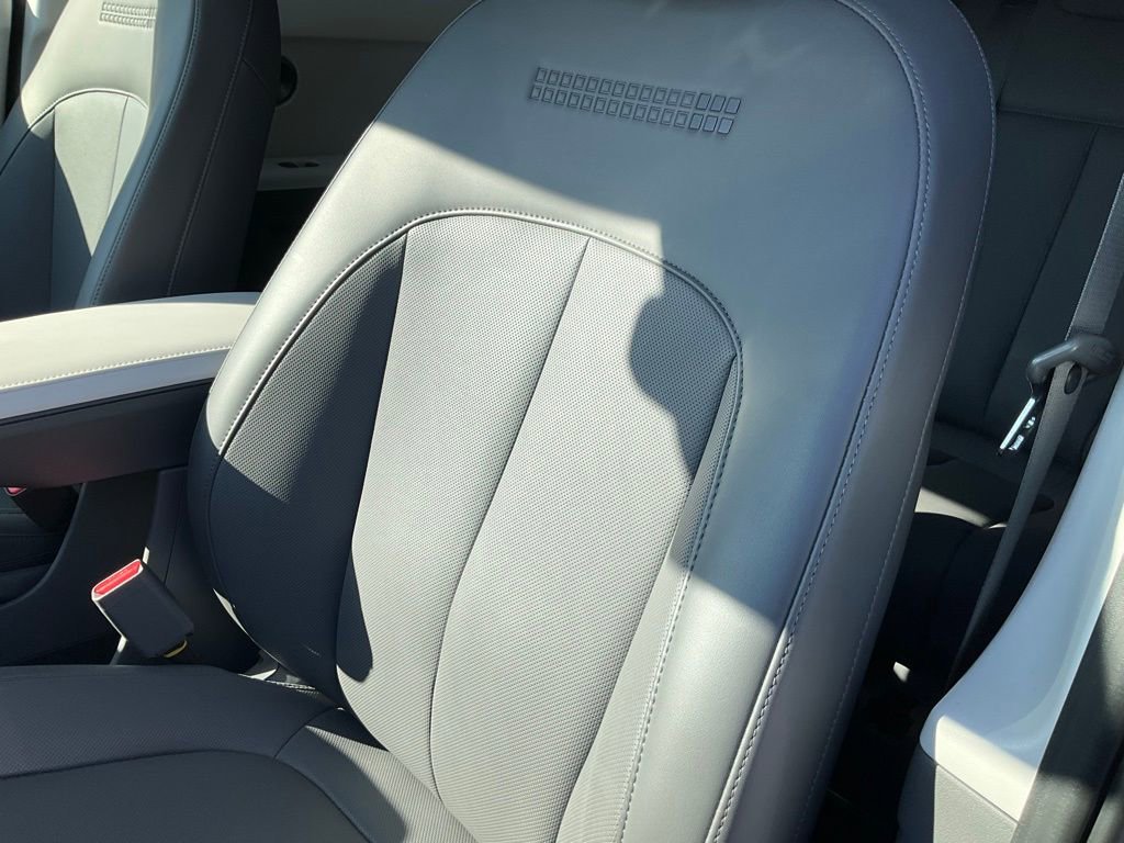 Used 2025 Hyundai Ioniq 5 SEL image 18