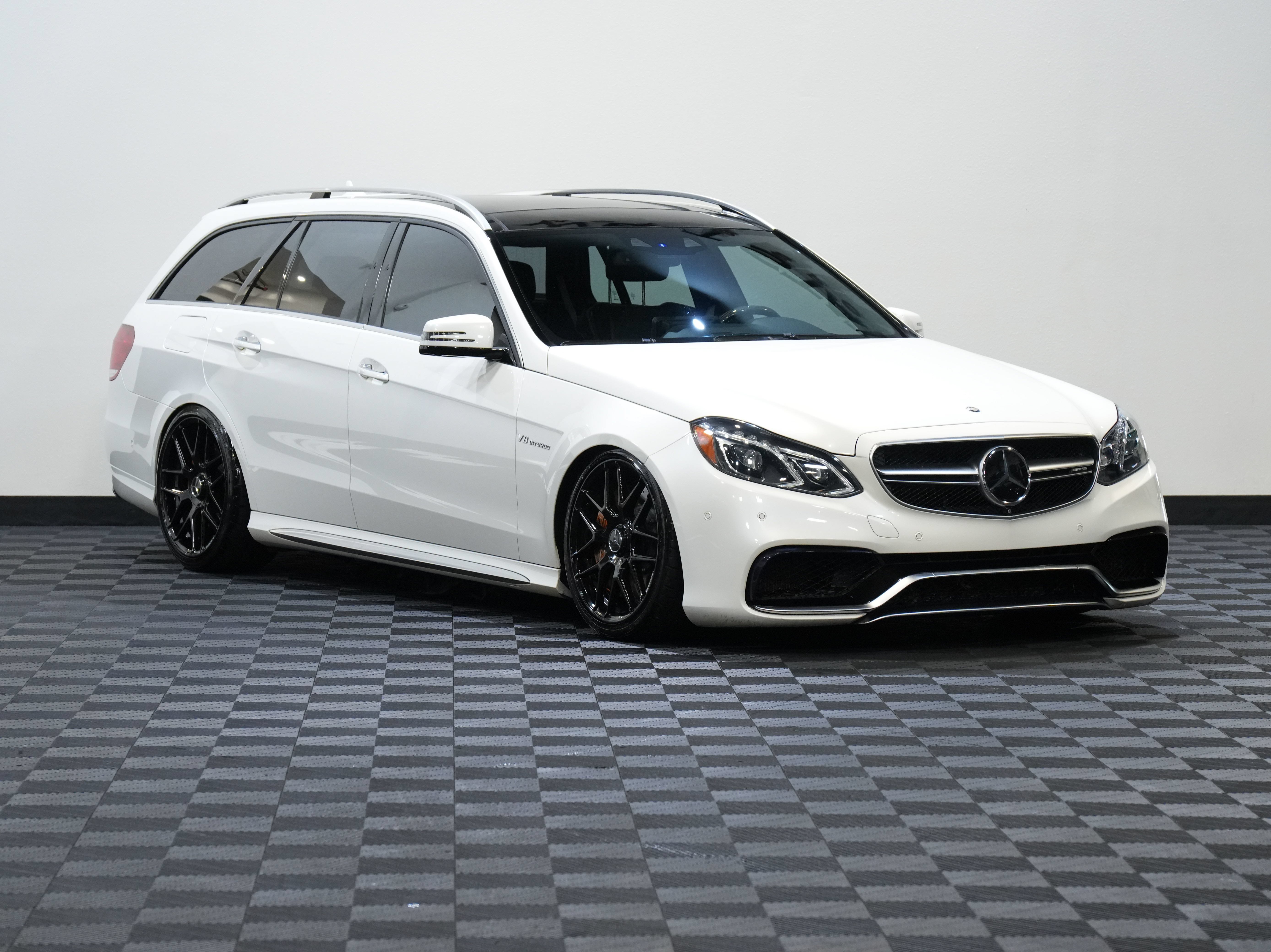 Used 2014 Mercedes-Benz E 63 AMG S-Model w/ Driver Assistance Package image 5