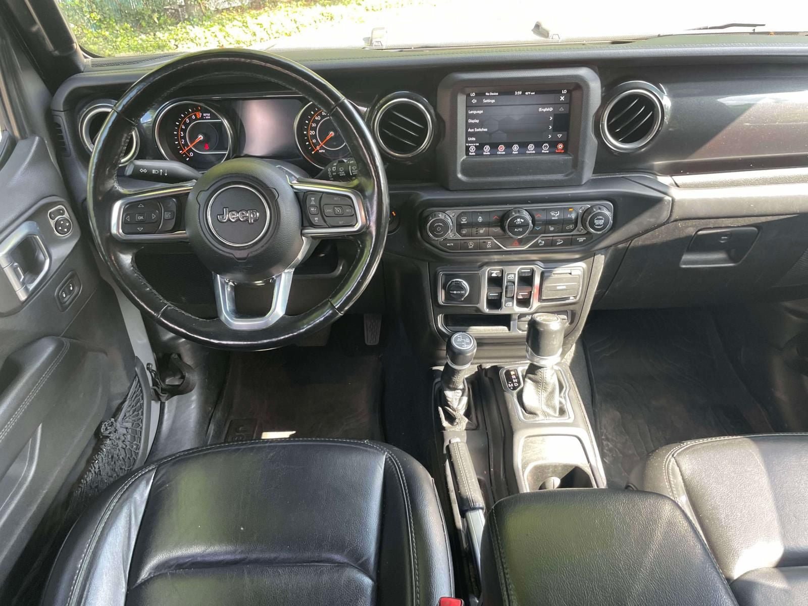 Used 2020 Jeep Wrangler Unlimited Sahara AWD/4WD image 13