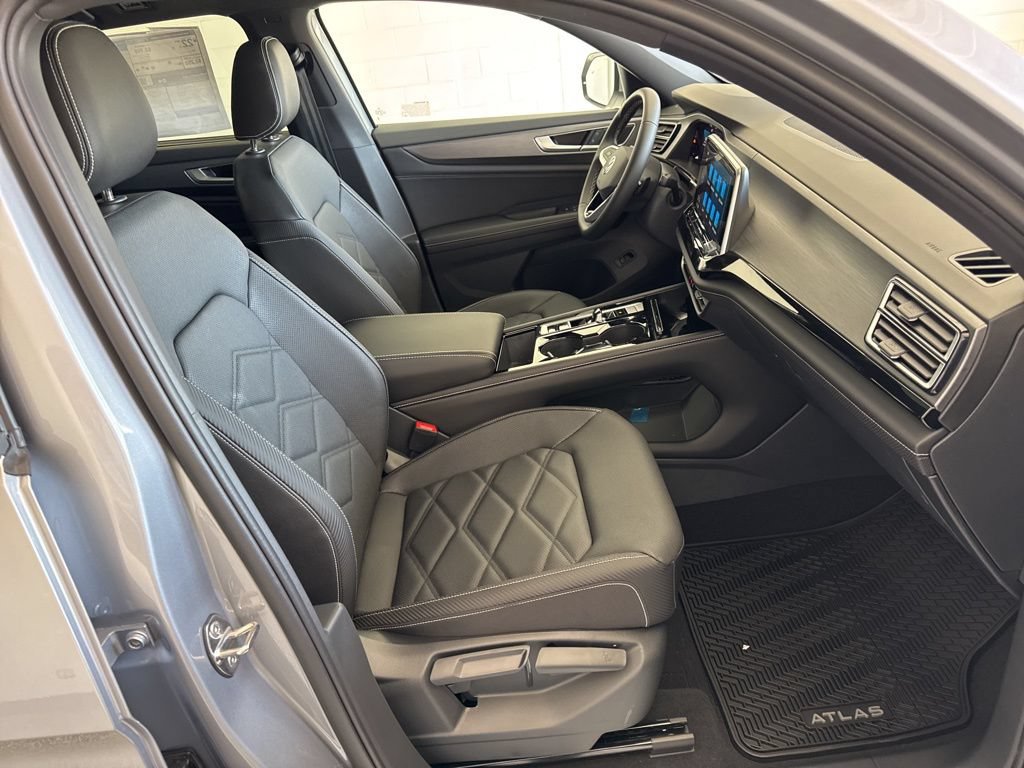 New 2026 Volkswagen Atlas Cross Sport SE AWD/4WD image 30