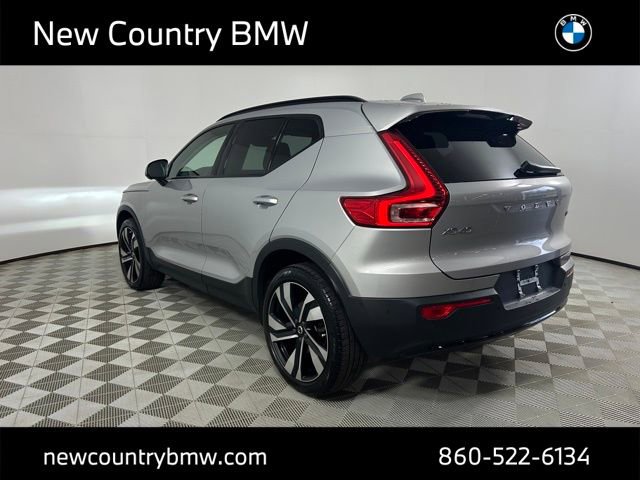 Used 2023 Volvo XC40 B5 Plus w/ Protection Package Premier AWD/4WD image 5
