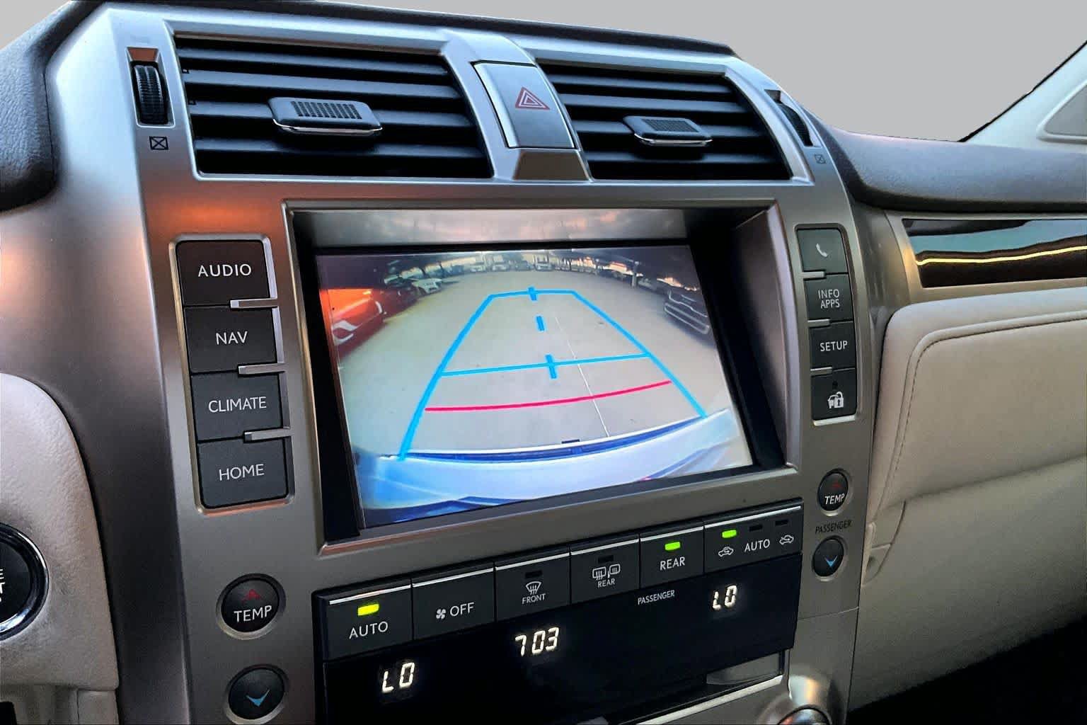 Used 2014 Lexus GX 460 Luxury AWD/4WD image 31