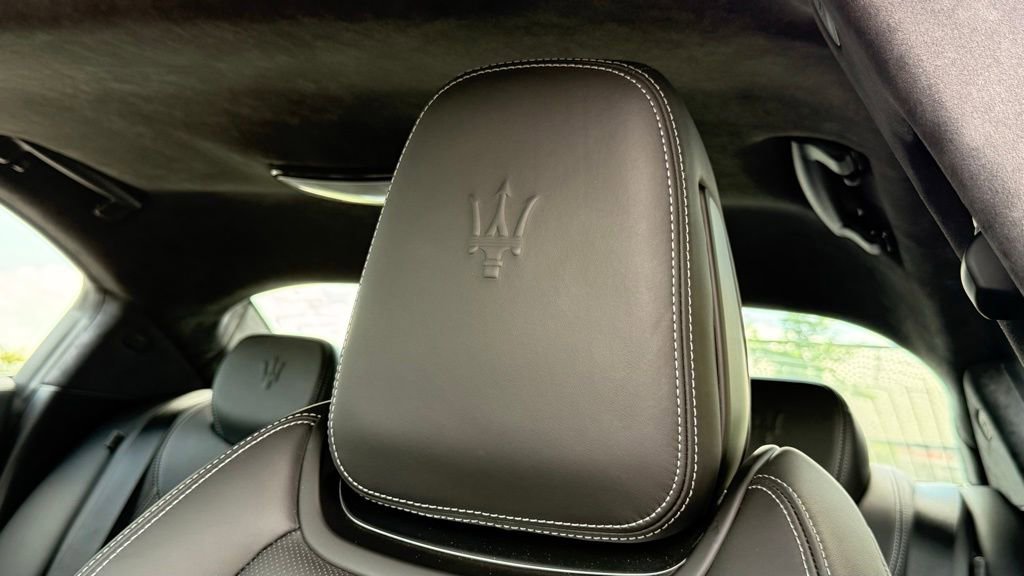 Used 2023 Maserati Ghibli Modena Q4 AWD/4WD image 29