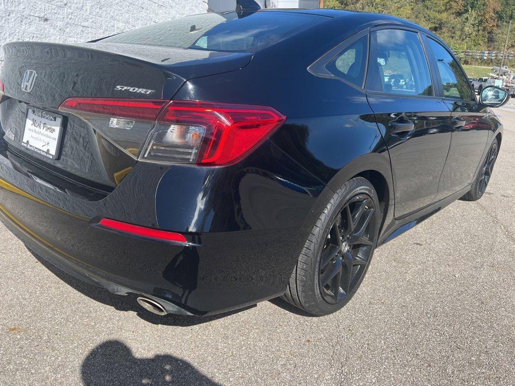 Used 2023 Honda Civic Sport image 11