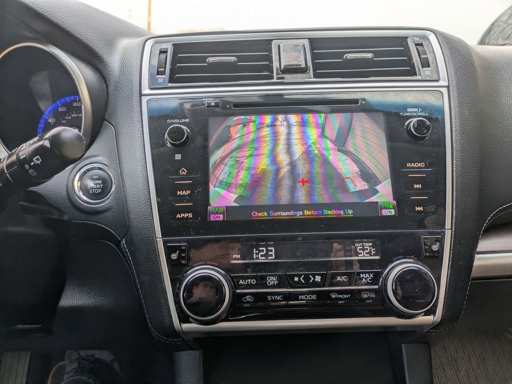 Used 2018 Subaru Outback 3.6R Touring image 16