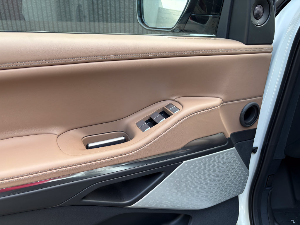 New 2027 Lincoln Navigator Black Label AWD/4WD image 16