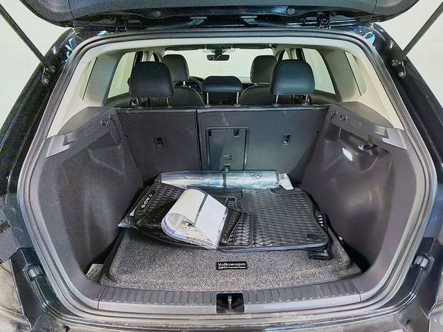 New 2025 Volkswagen Taos SE image 26