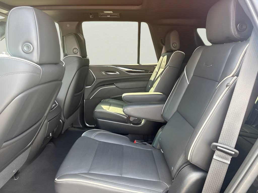 Used 2021 Cadillac Escalade Sport AWD/4WD image 15
