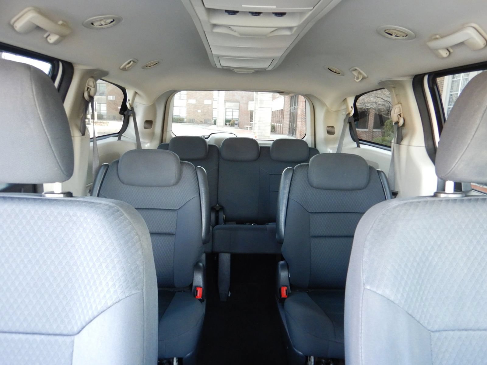 Used 2010 Dodge Grand Caravan SXT FWD image 18
