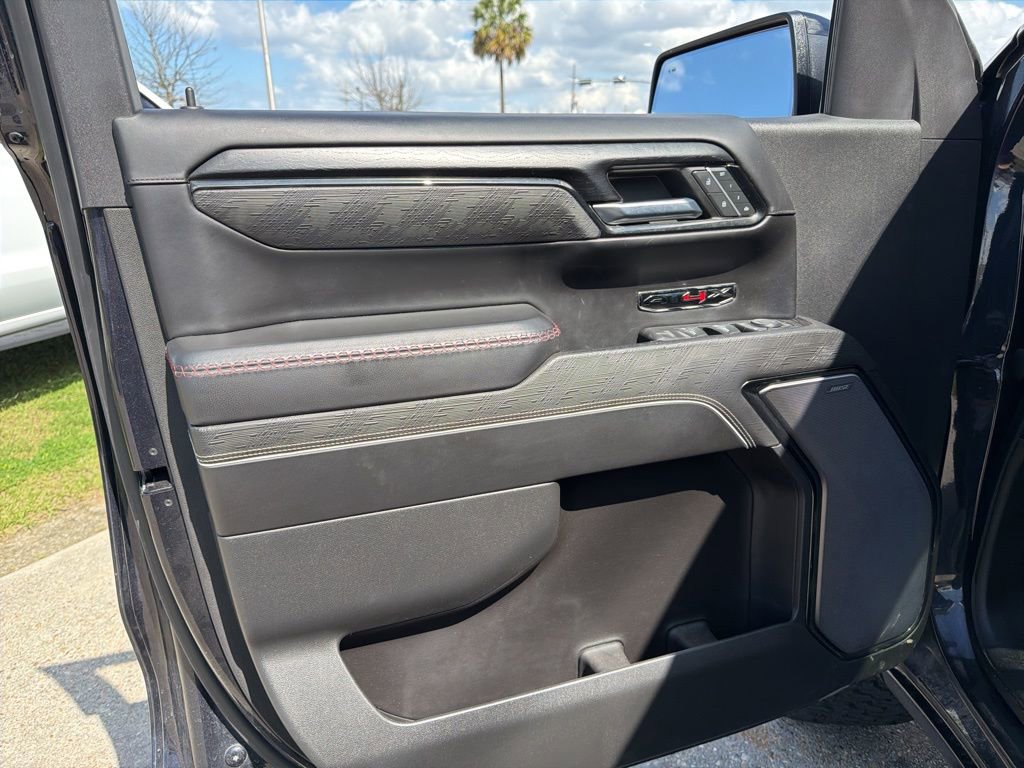 Used 2023 GMC Sierra 1500 AT4X image 13