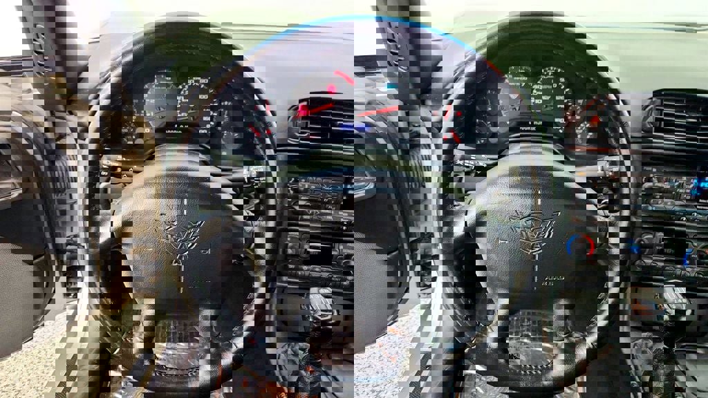 Used 2000 Chevrolet Corvette Convertible w/ Memory Pkg RWD image 13