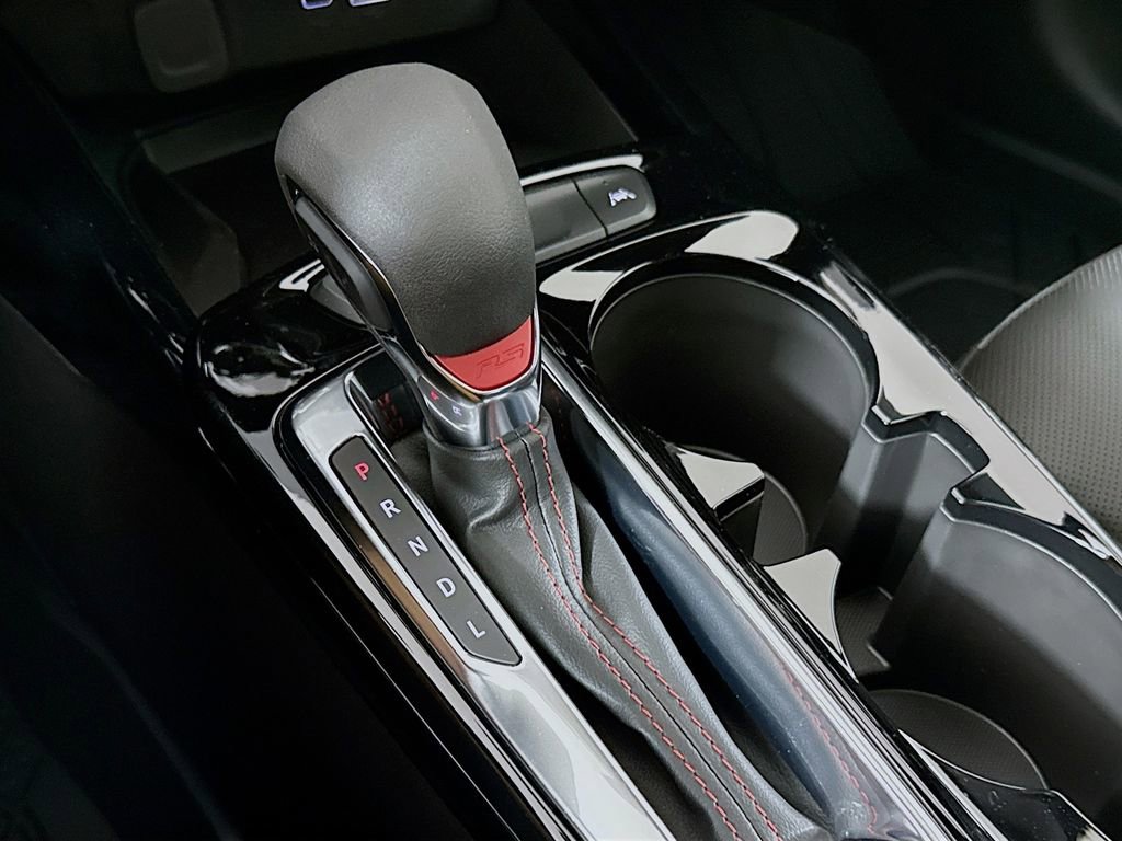 New 2026 Chevrolet Trax RS w/ Sunroof Package FWD image 16