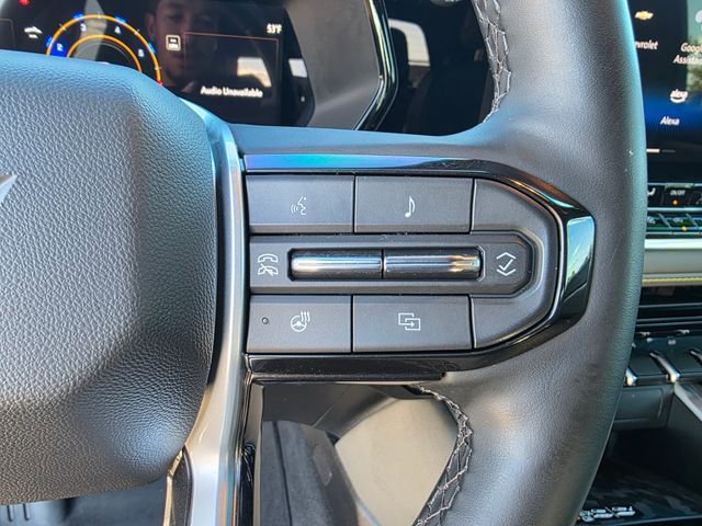 Used 2025 Chevrolet Colorado ZR2 w/ Technology Package image 12