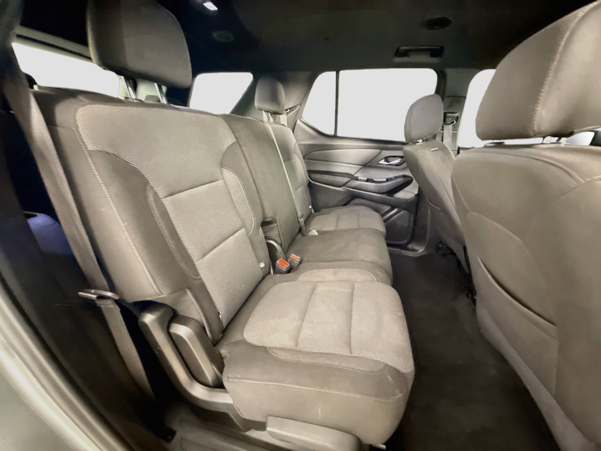Used 2023 Chevrolet Traverse LT FWD image 28