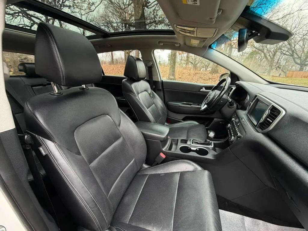 Used 2017 Kia Sportage EX w/ EX Technology Package image 10