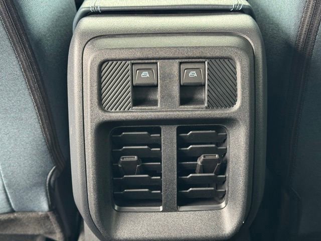 New 2025 Ford Bronco Heritage Edition image 18