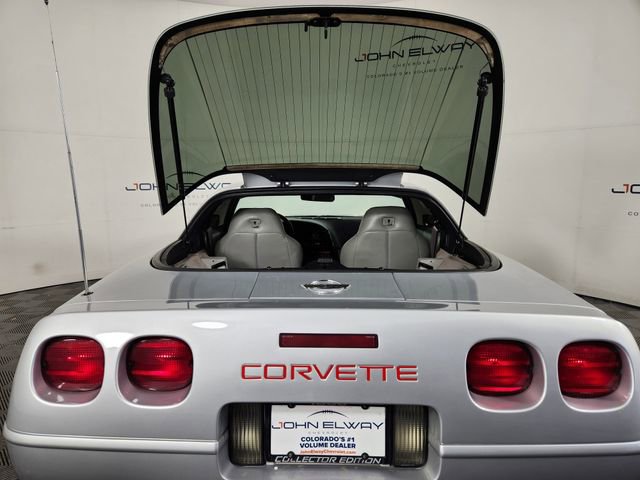 Used 1996 Chevrolet Corvette Coupe image 30