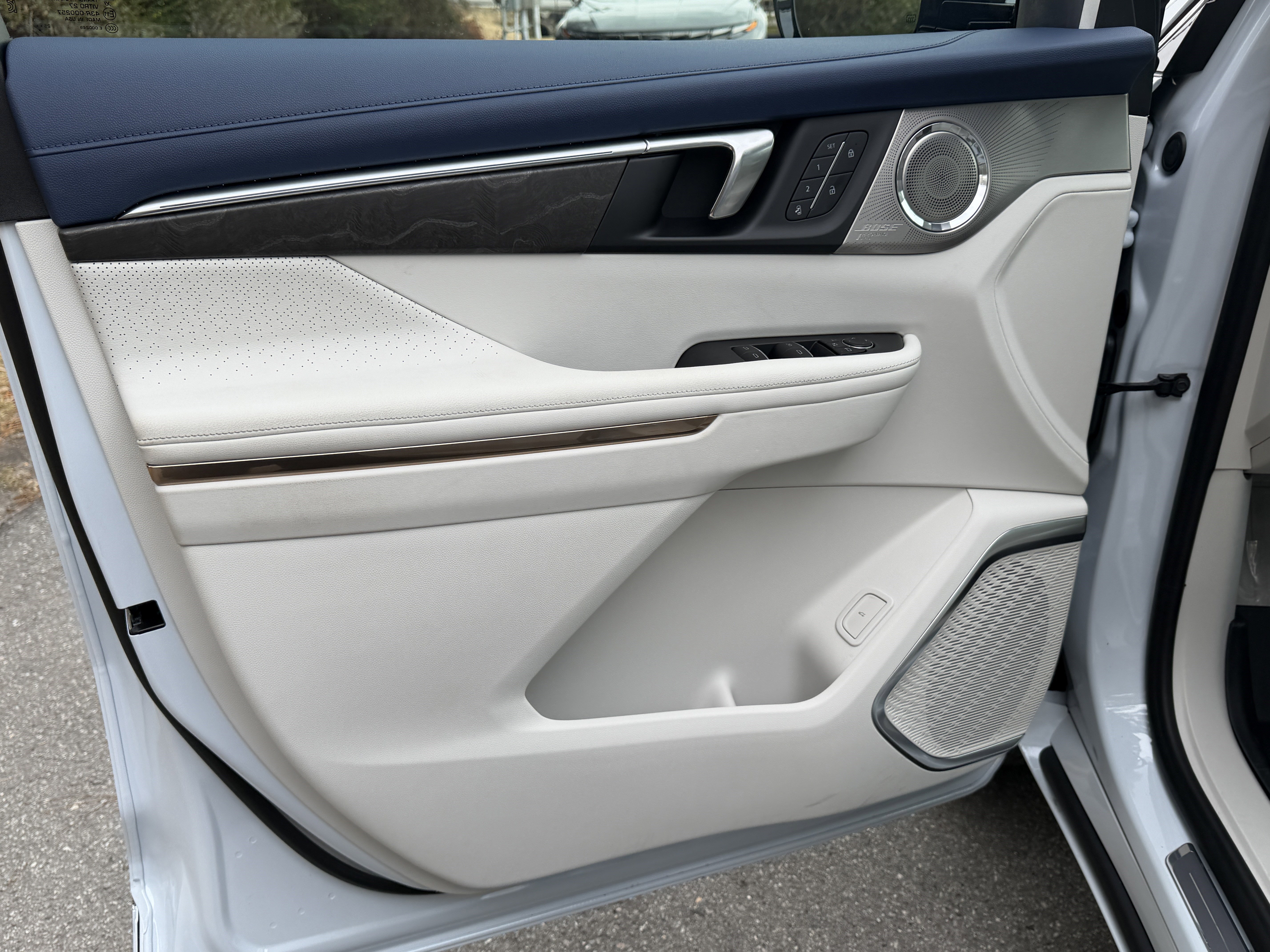 New 2026 Buick Enclave Avenir w/ Super Cruise Package image 15