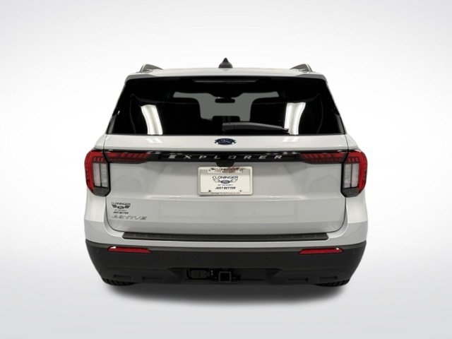 New 2026 Ford Explorer Active RWD image 7