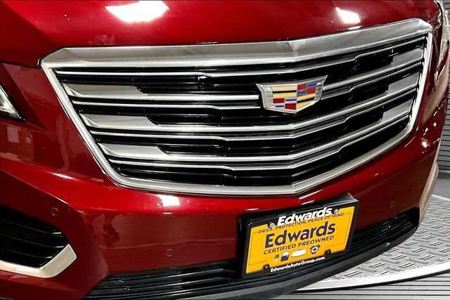 Used 2018 Cadillac XT5 Luxury w/ Driver Awareness Package AWD/4WD image 33