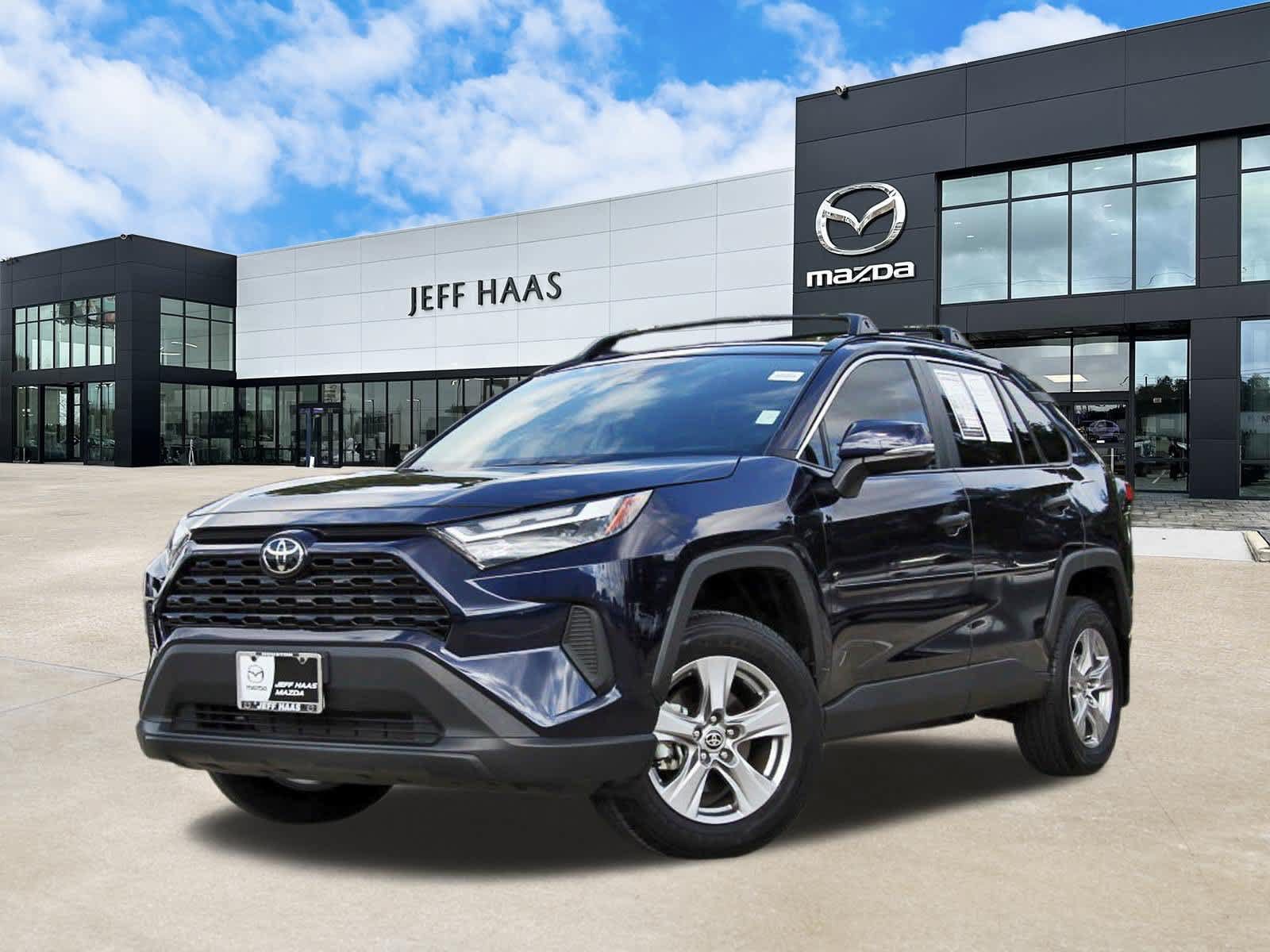 Used 2025 Toyota RAV4 XLE w/ Convenience Package