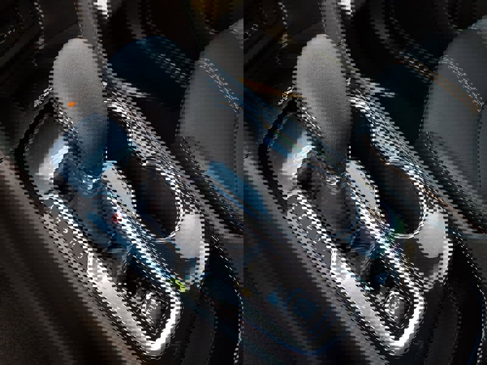 Used 2024 Chevrolet Equinox Premier image 38