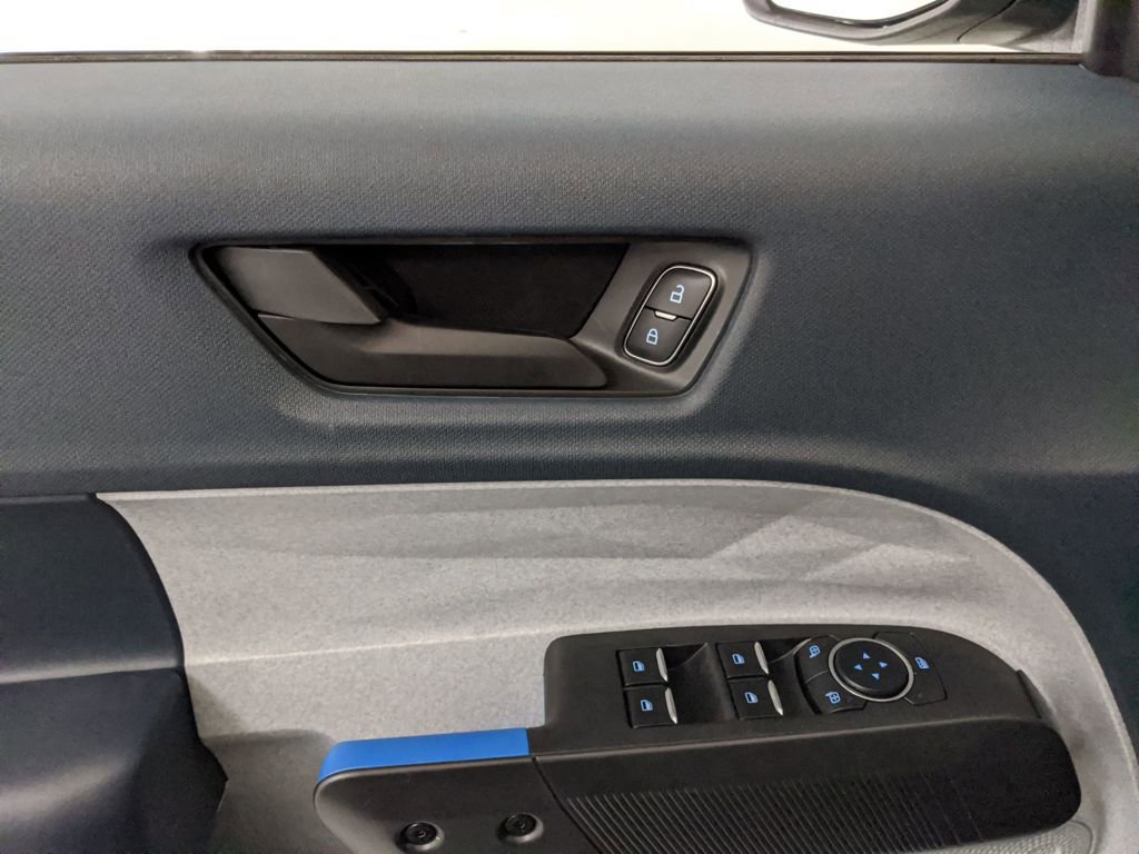 New 2025 Ford Maverick XLT w/ Equipment Group 302A image 21