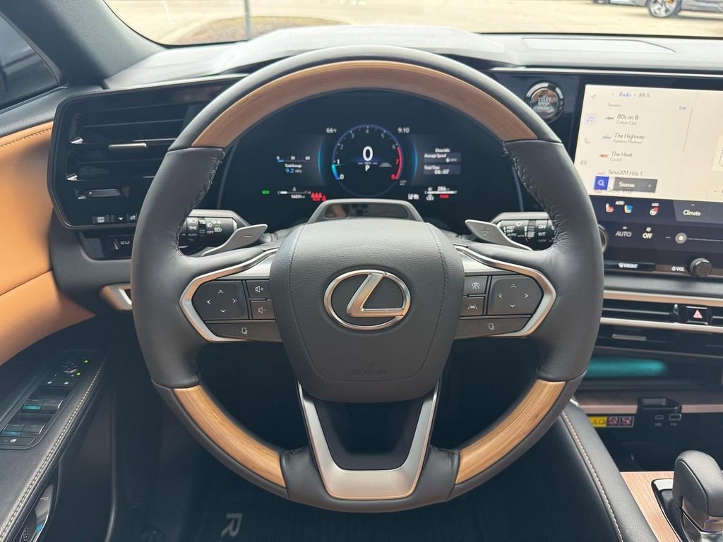 Used 2025 Lexus RX 350 Premium Plus w/ Convenience Package AWD/4WD image 11