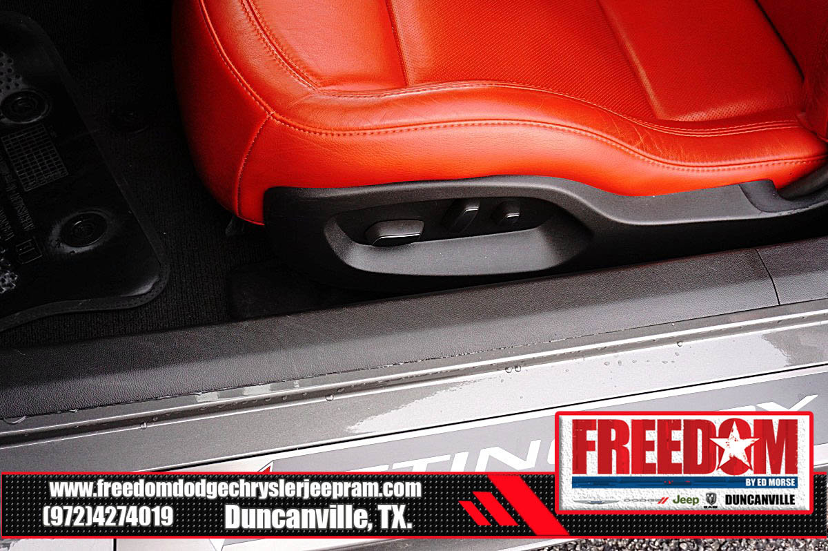 Used 2015 Chevrolet Corvette Stingray Coupe w/ 2LT Preferred Equipment Group RWD image 32