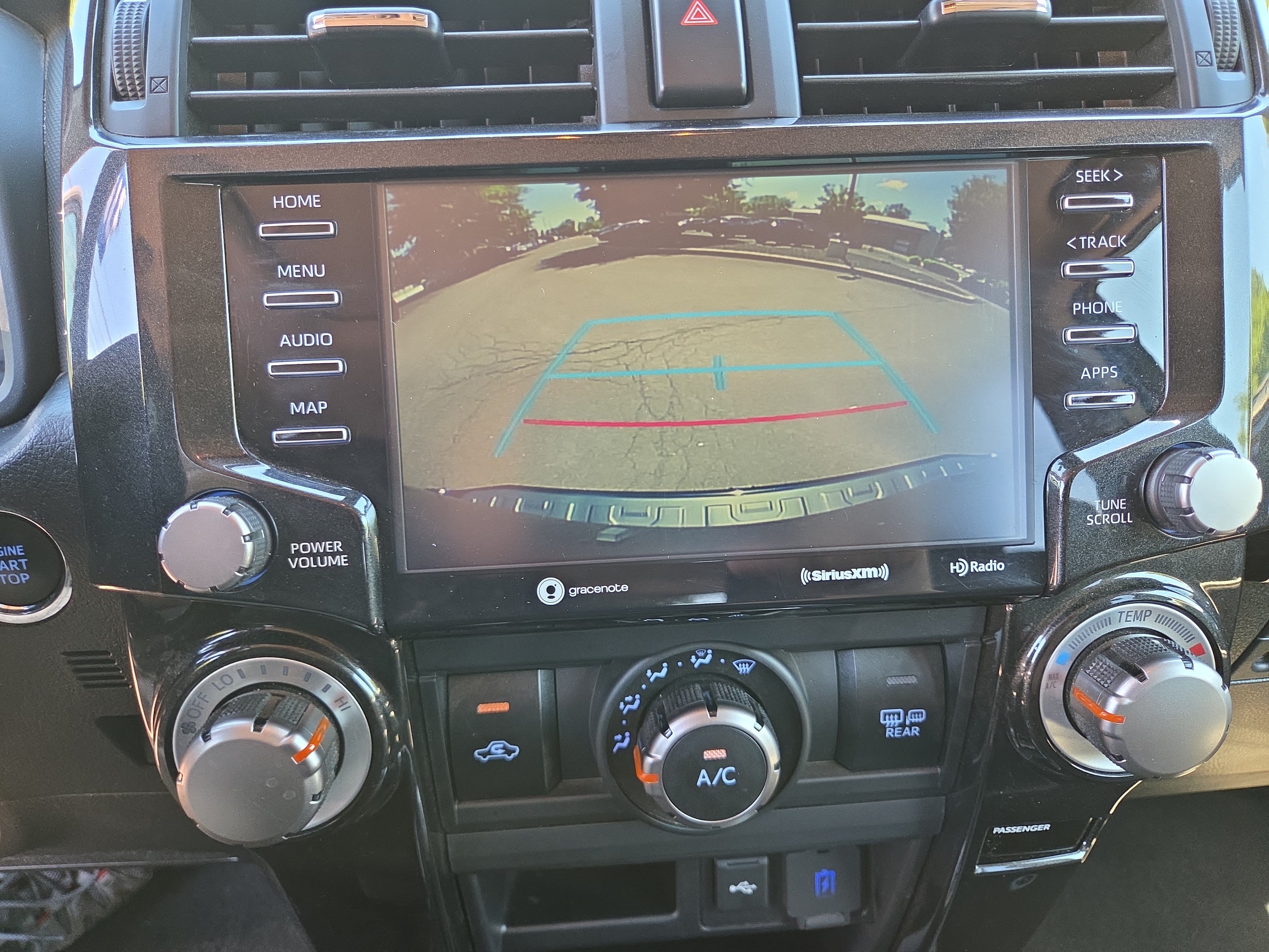 Used 2023 Toyota 4Runner 40th Anniversary SE AWD/4WD image 27