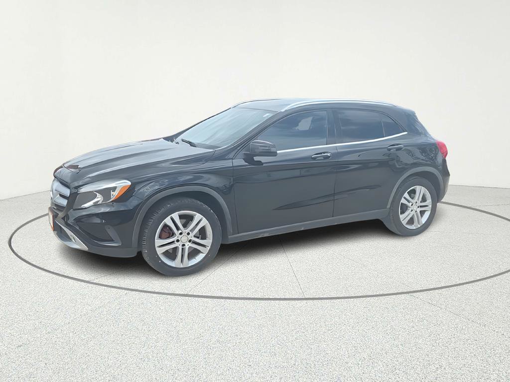 Used 2016 Mercedes-Benz GLA 250 4MATIC image 2