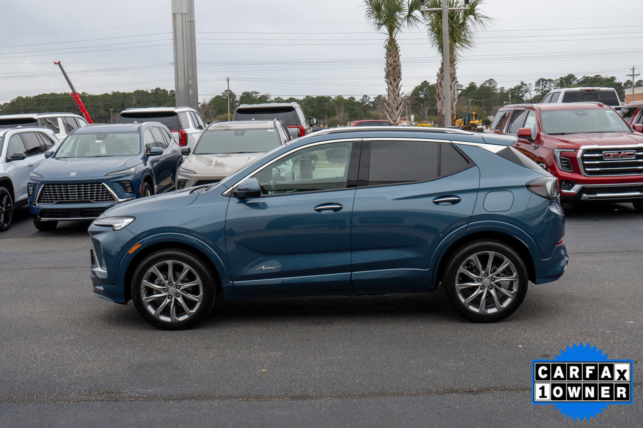 Certified 2024 Buick Encore GX Avenir image 6