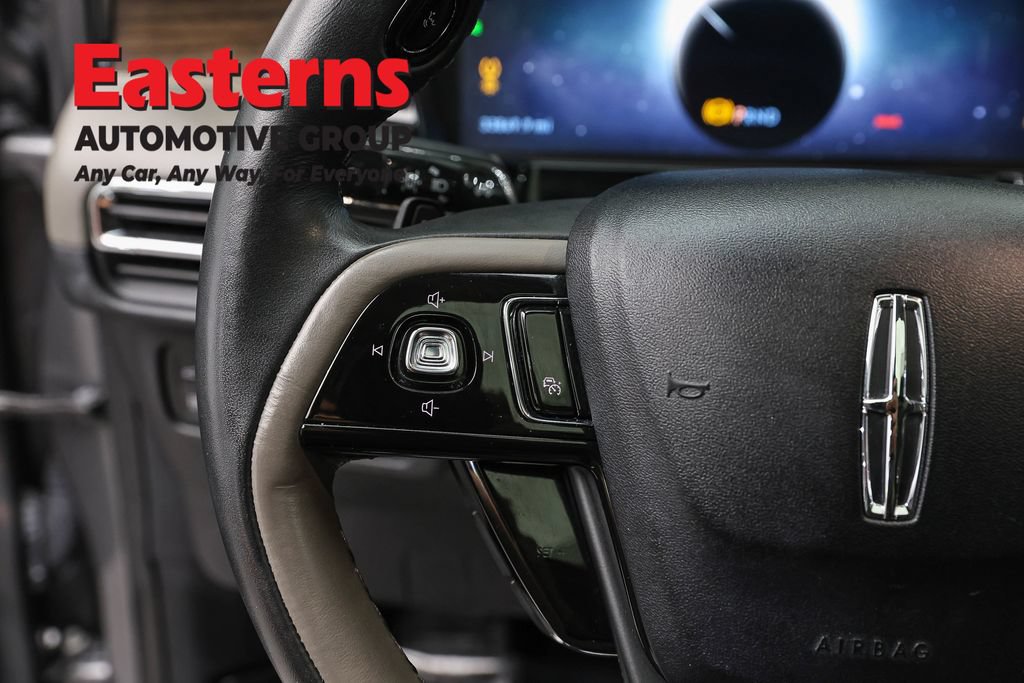 Used 2023 Lincoln Corsair Grand Touring w/ Equipment Group 301A AWD/4WD image 17