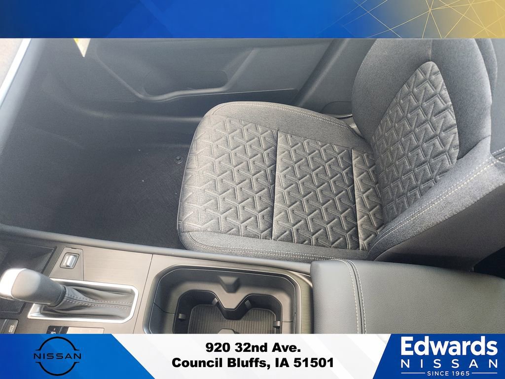 New 2025 Nissan Kicks SV w/ SV Premium Package AWD/4WD image 30