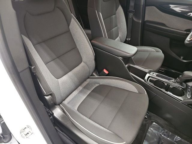 Used 2024 Chevrolet TrailBlazer LT w/ Driver Confidence Package image 36