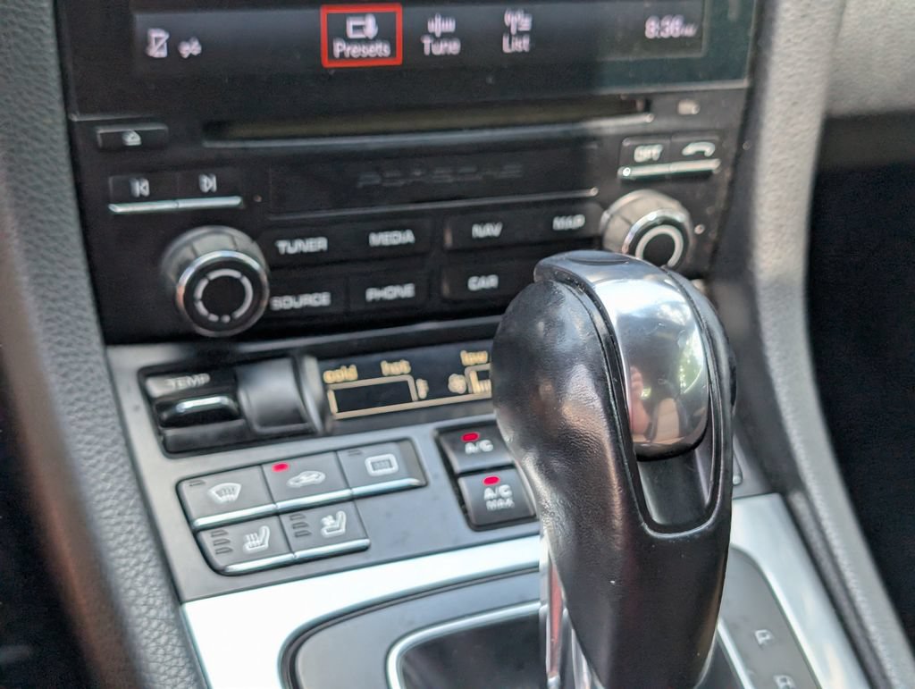 Used 2018 Porsche 718 Boxster RWD image 20