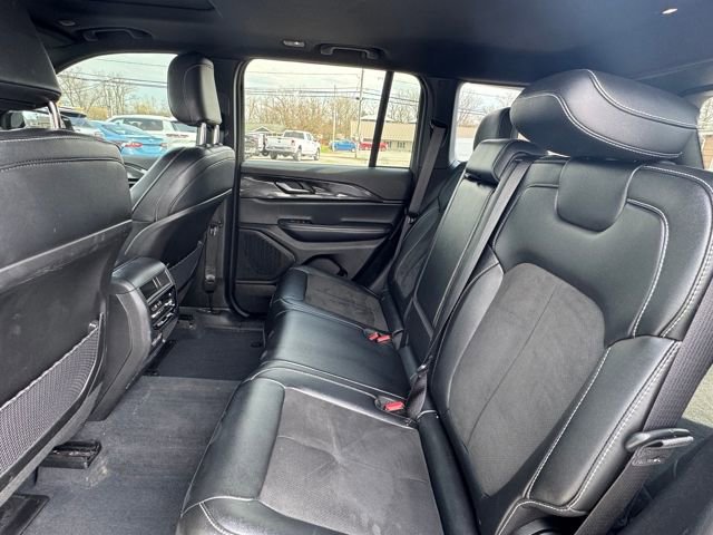 Used 2023 Jeep Grand Cherokee Altitude image 26