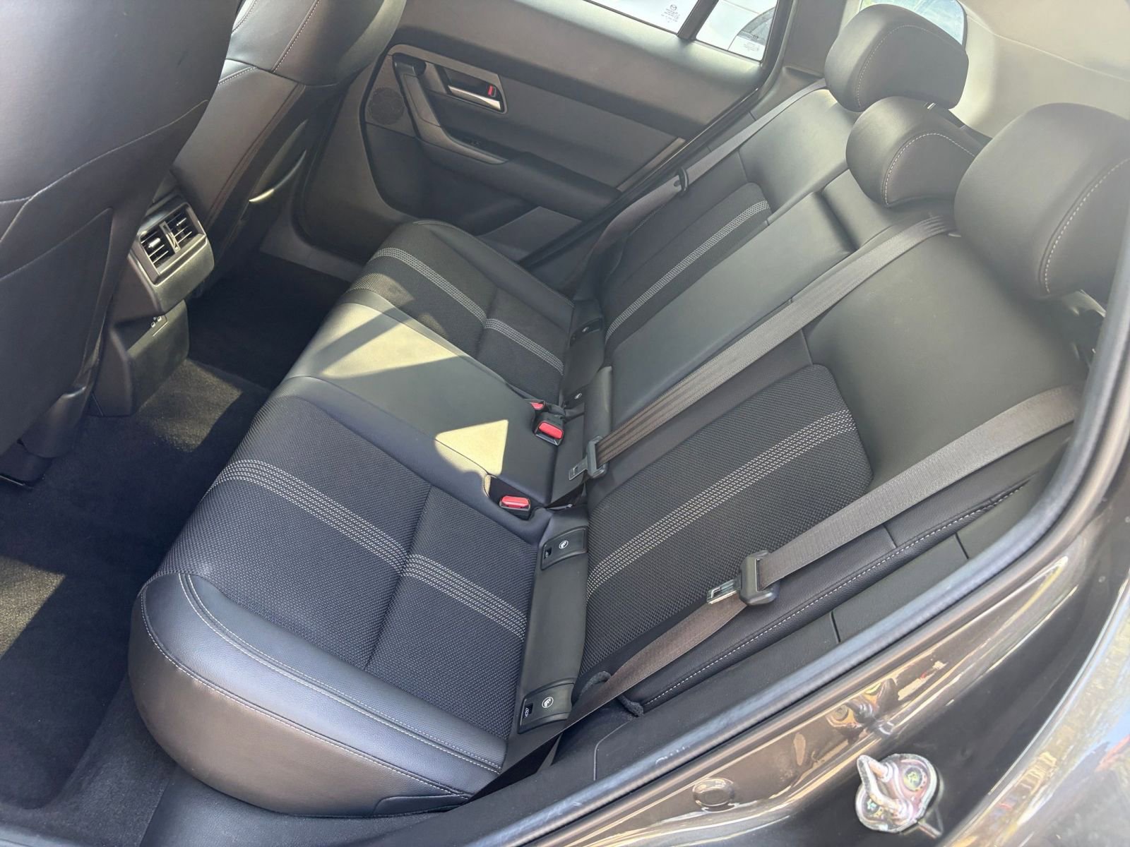 Used 2025 MAZDA CX-50 AWD 2.5 S w/ Select Package image 33