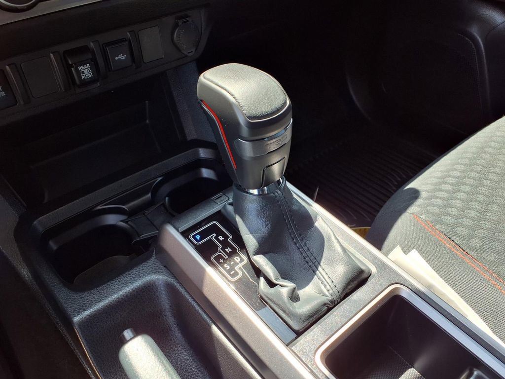 Used 2022 Toyota Tacoma SR5 image 19