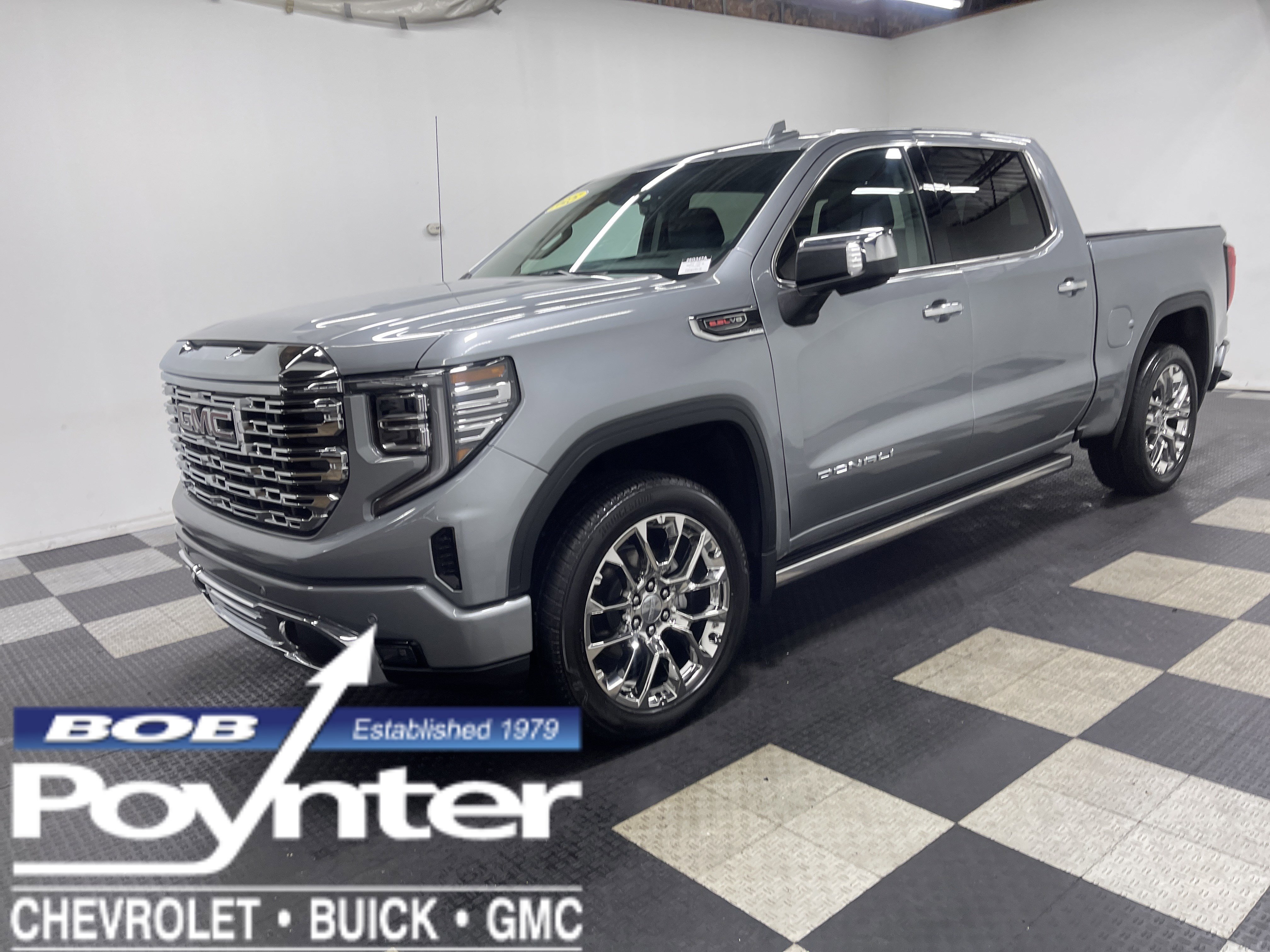Used 2025 GMC Sierra 1500 Denali w/ Denali Reserve Package image 1
