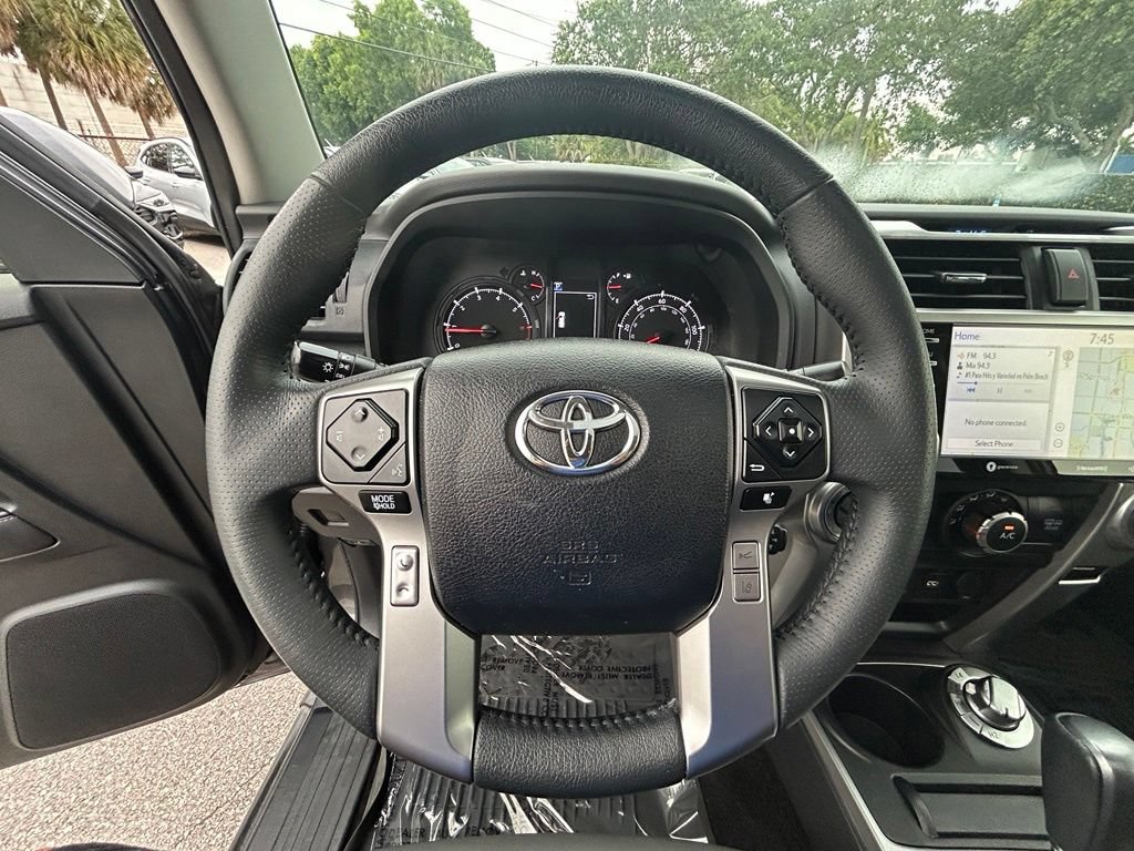 Used 2021 Toyota 4Runner SR5 Premium w/ Moonroof Package AWD/4WD image 16