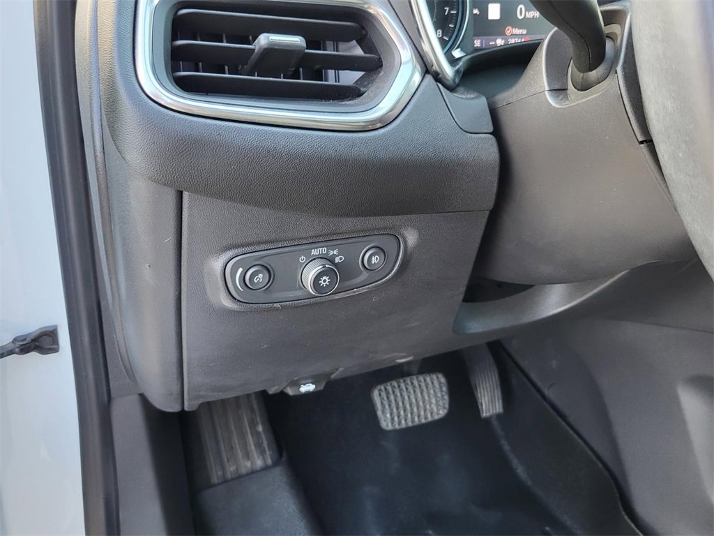 Used 2022 Chevrolet Equinox Premier image 20